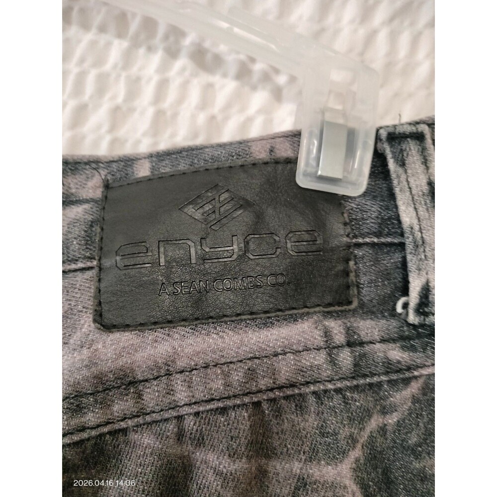 Enyce Denim Shorts Mens 34 Blue Jean Baggy Sean Combs Vintage Style Hip Hop Y2K - Picture 5 of 8